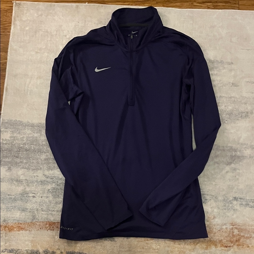 (167)Nike Deep Purple Performance Athletic Long Sleeve Top